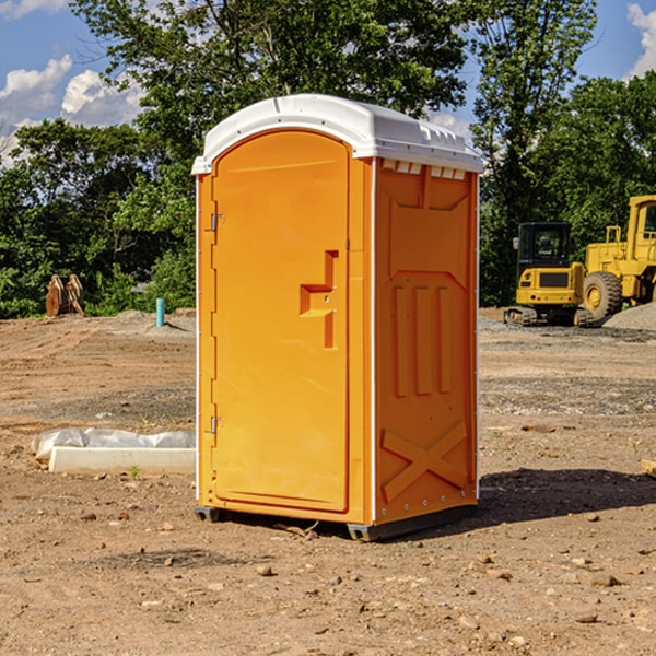 how can i report damages or issues with the portable toilets during my rental period in Mackinaw